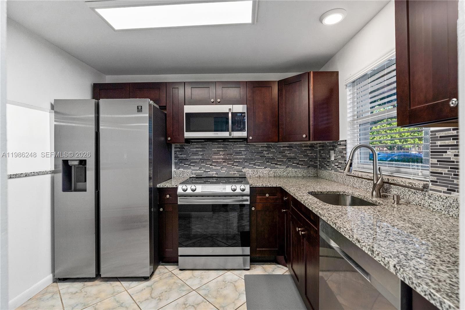 9540 Sunrise Lakes Blvd # 103, Sunrise, FL 33322 photo 3