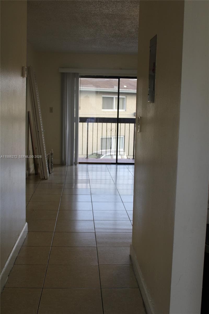 2295 W 53rd Pl # 201, Hialeah, FL 33016 photo 2