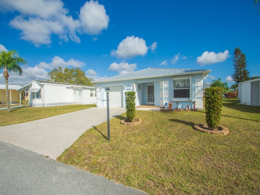 14464 Isla Flores Avenue, Fort Pierce, FL 34951 photo 4