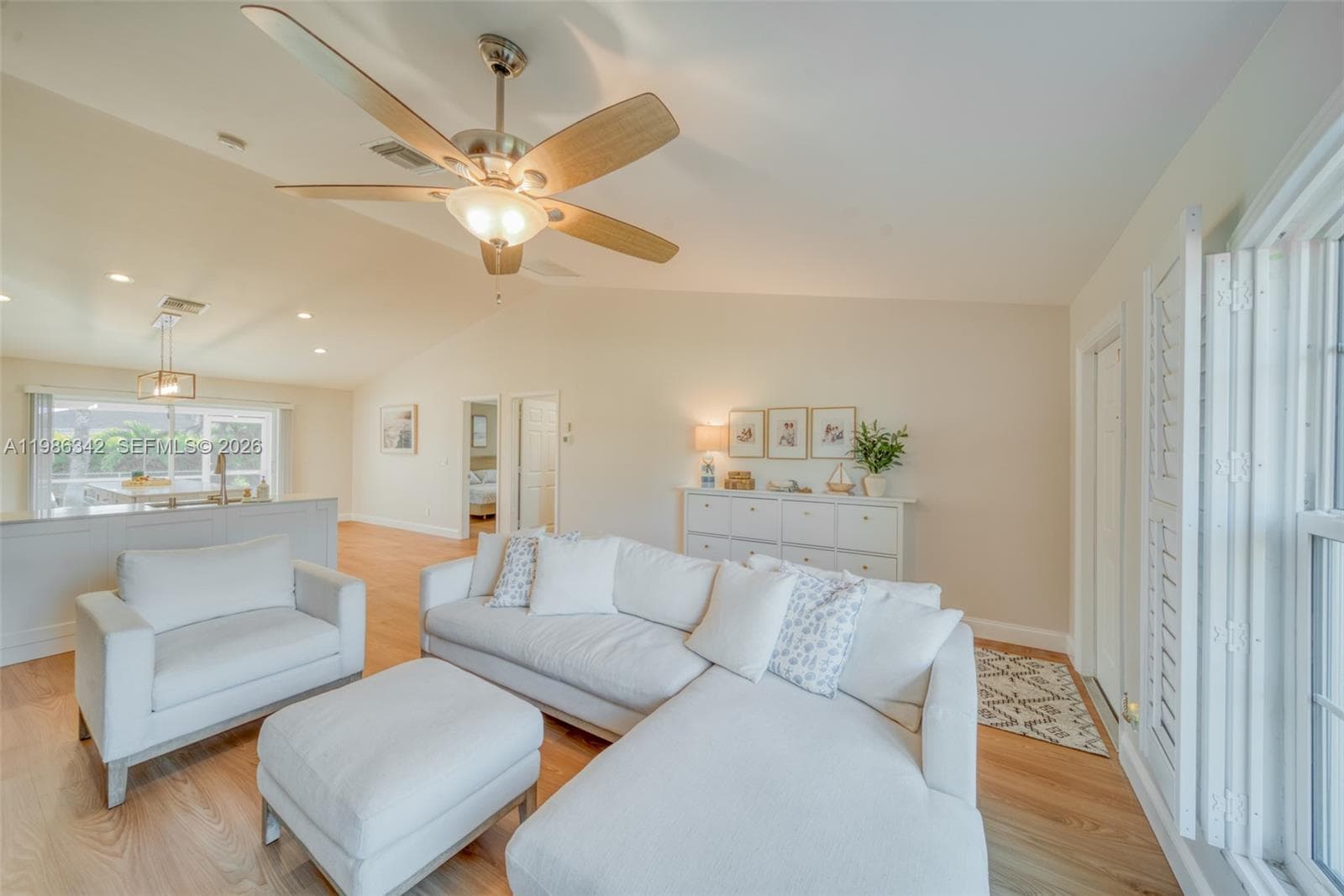 2847 SW 26th Pl, Cape Coral, FL 33914 photo 2