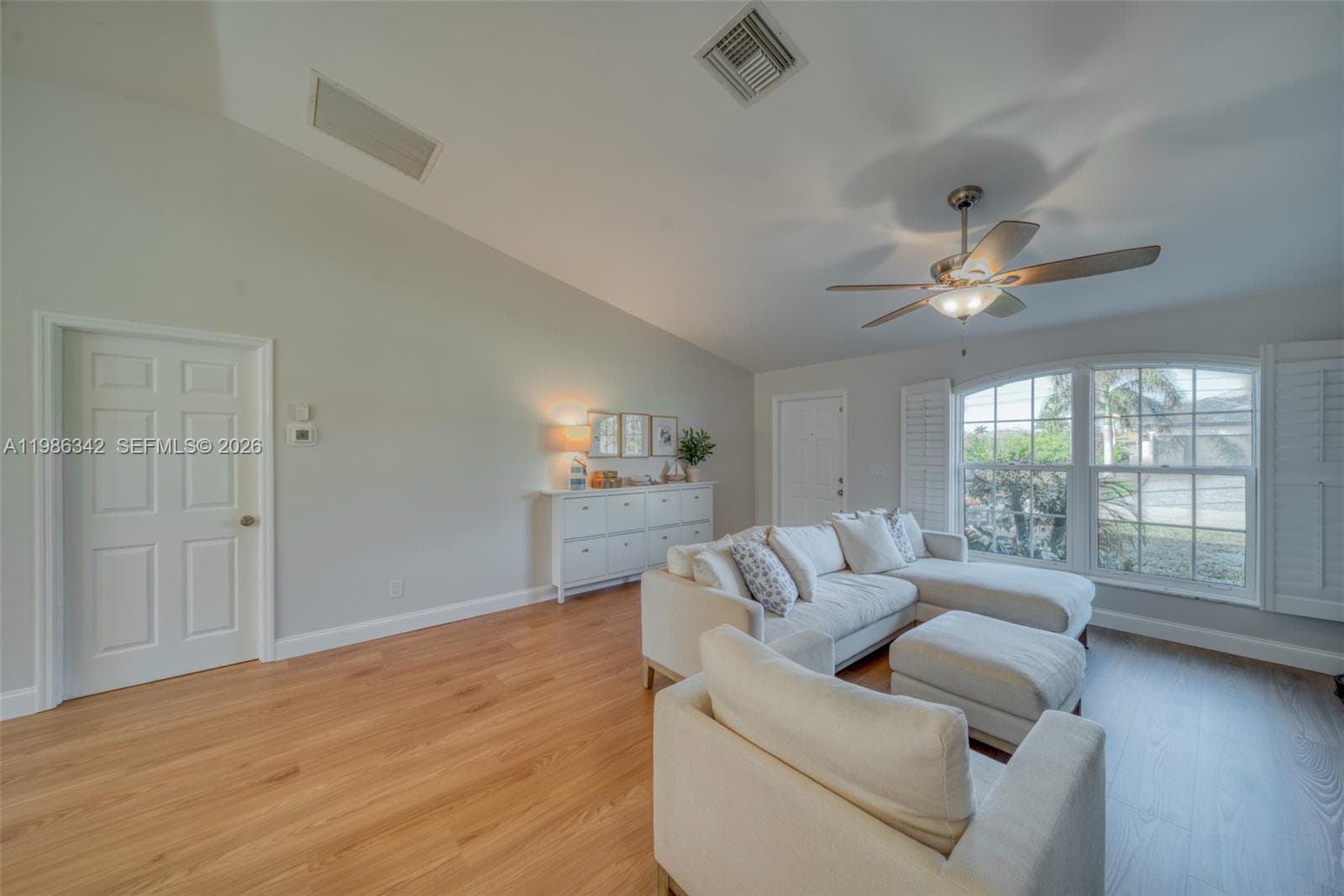 2847 SW 26th Pl, Cape Coral, FL 33914 photo 3