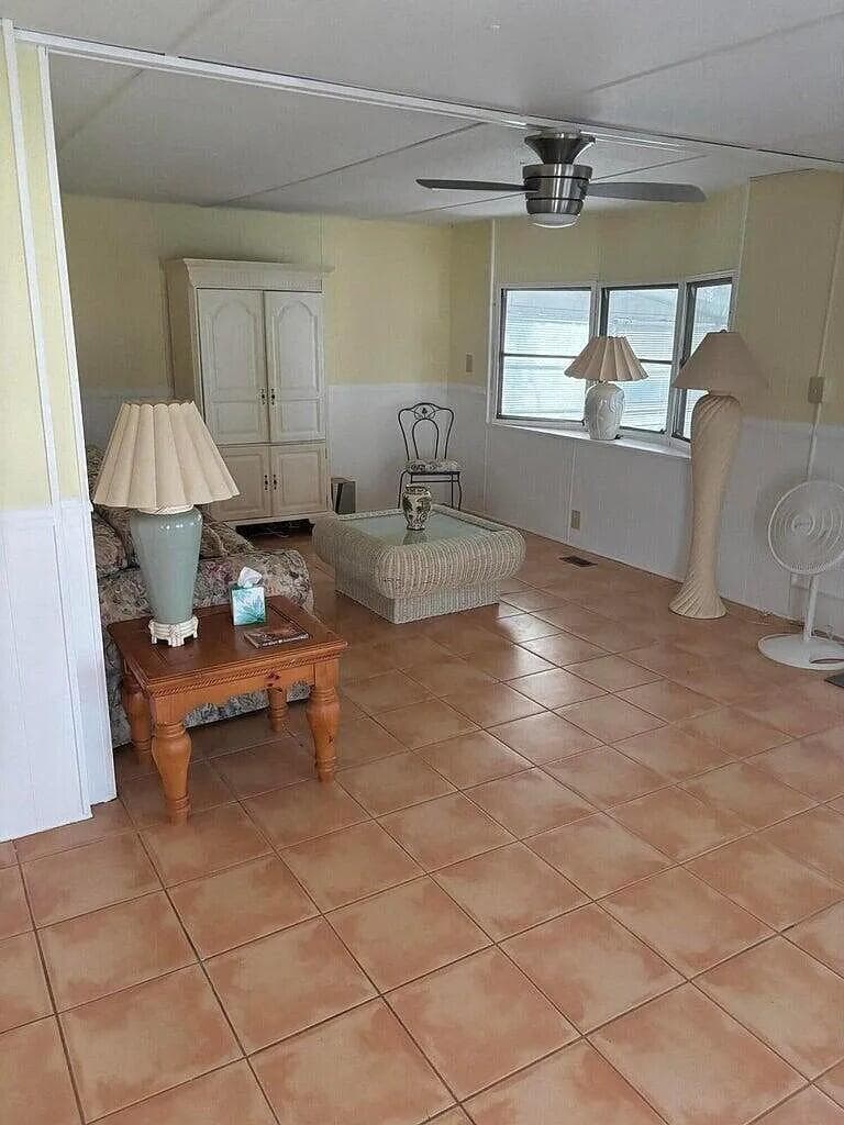 86 El Camino Real, Port St. Lucie, FL 34952 photo 3