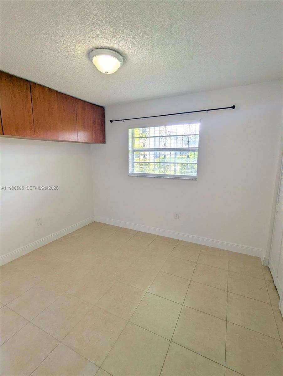 4050 NW 135th St # 8-9, Opa-Locka, FL 33054 photo 5