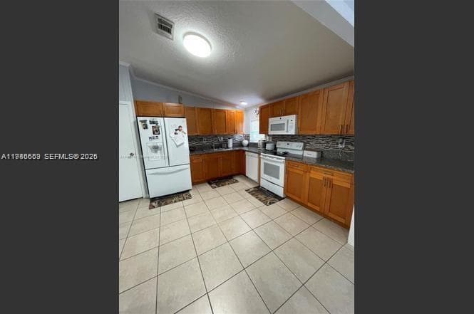 19800 SW 180 Th Ave LOT 588, Miami, FL 33187 photo 2