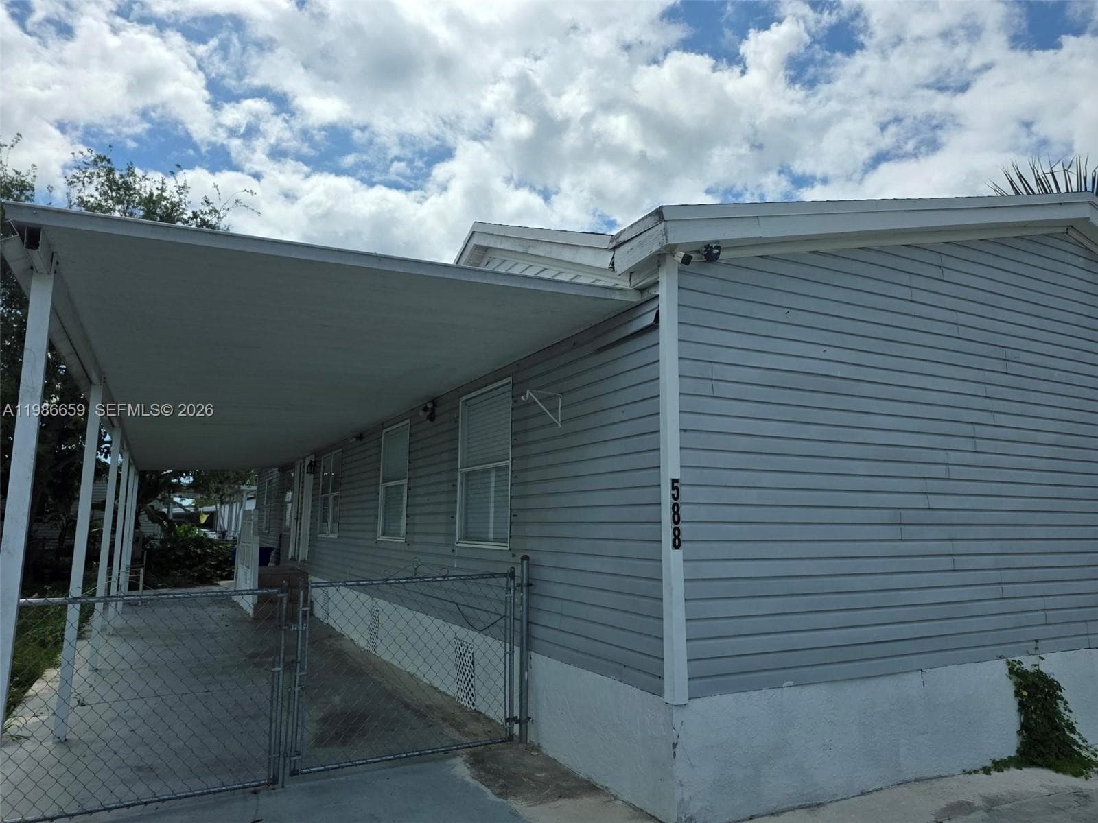 19800 SW 180 Th Ave LOT 588, Miami, FL 33187 photo 4