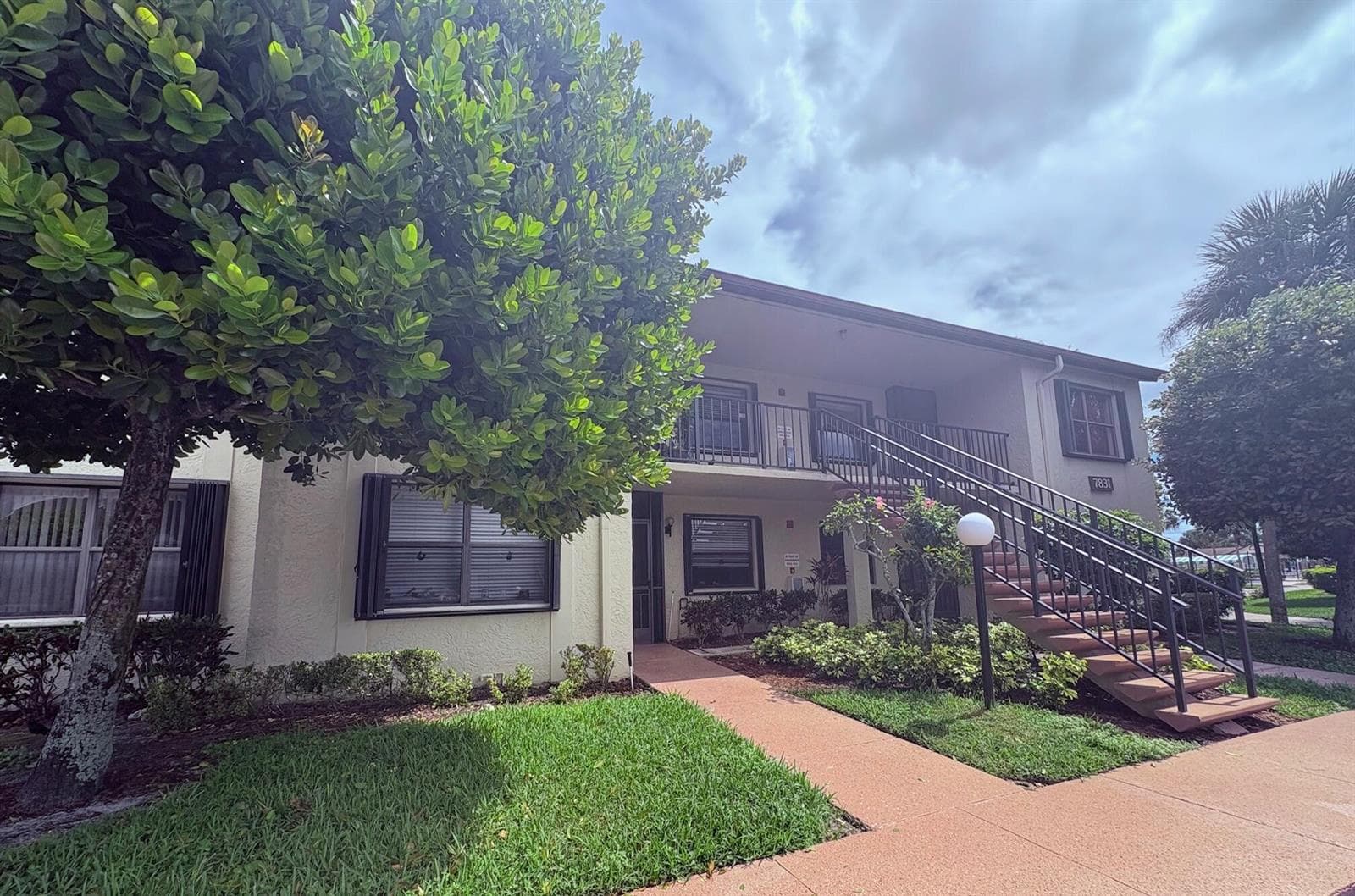 7831 Willow Spring Drive # 526, Lake Worth, FL 33467 photo 2