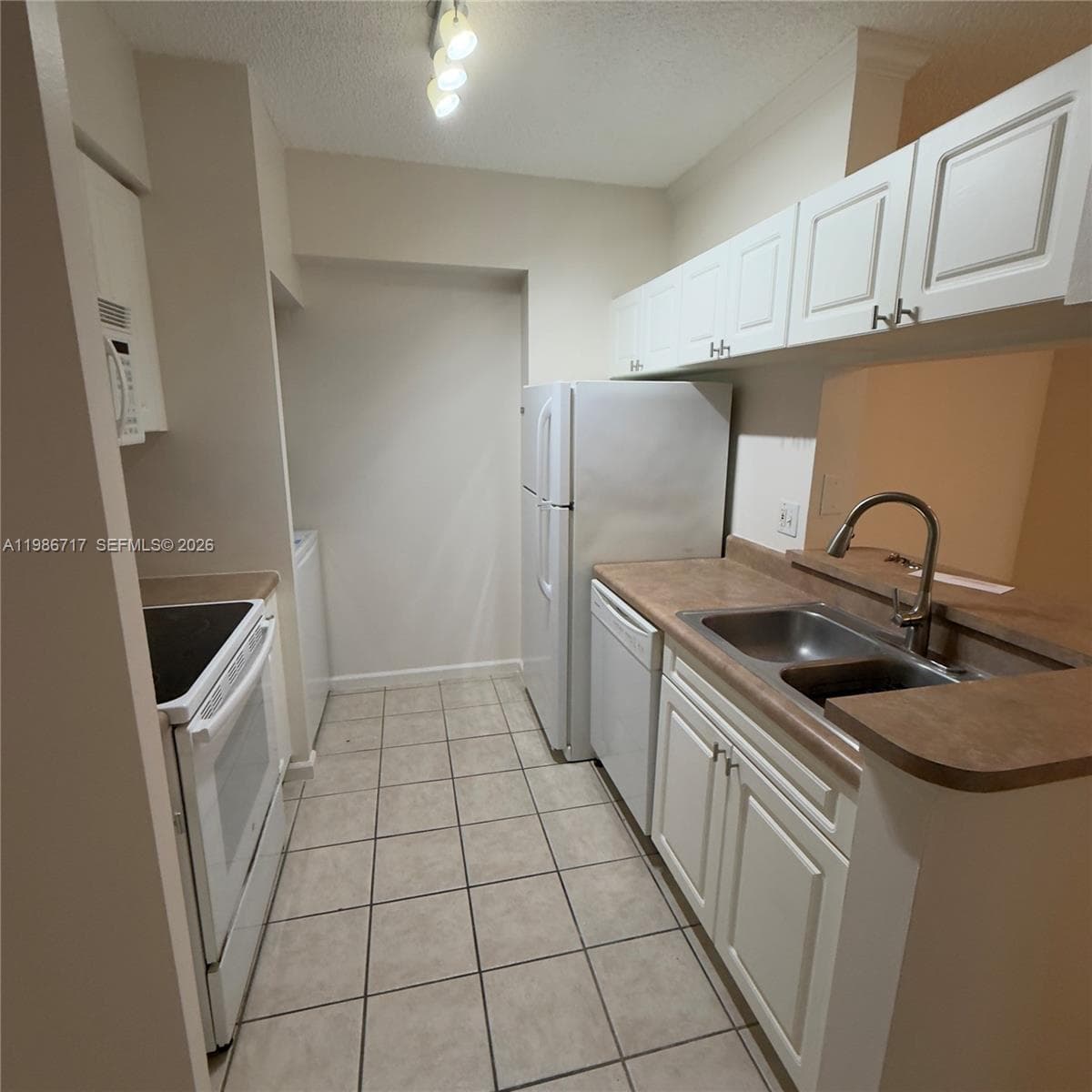 17150 N Bay Rd # 2319, Sunny Isles Beach, FL 33160 photo 5