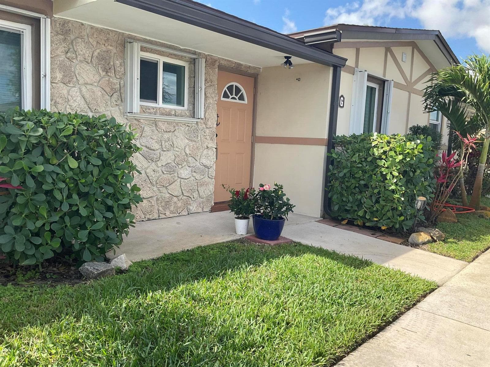 2847 Ashley Drive W # G, West Palm Beach, FL 33415 photo 2
