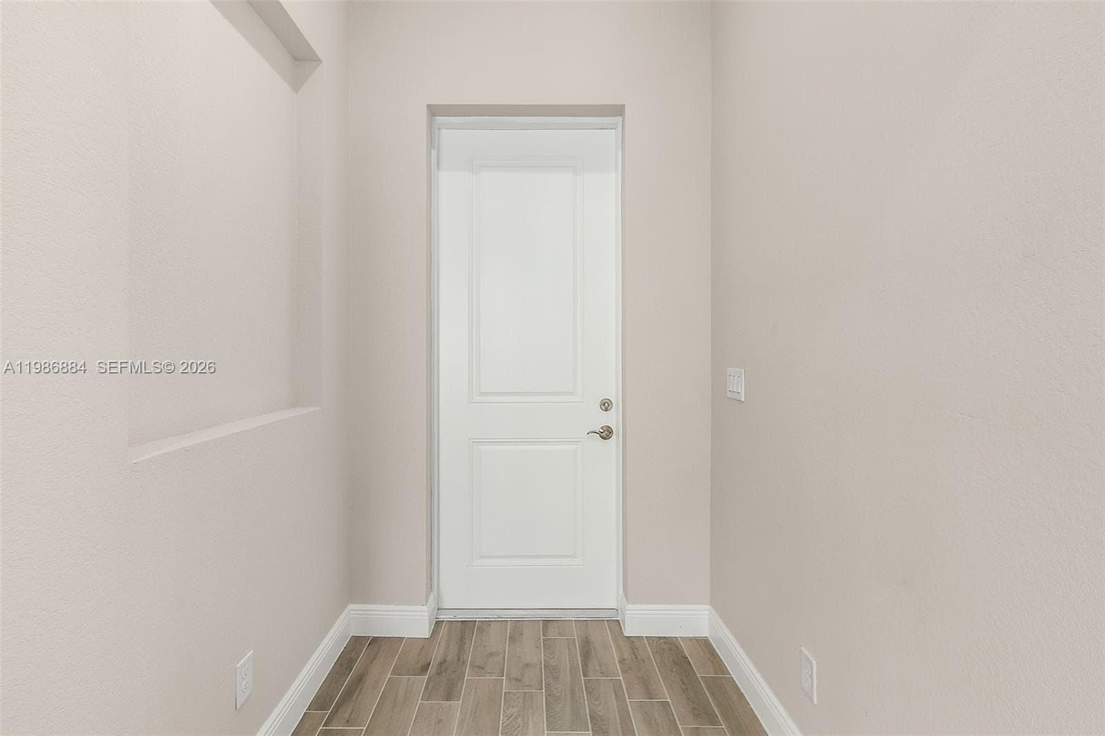 206 Jubilee Terr, La Belle, FL 33935 photo 2
