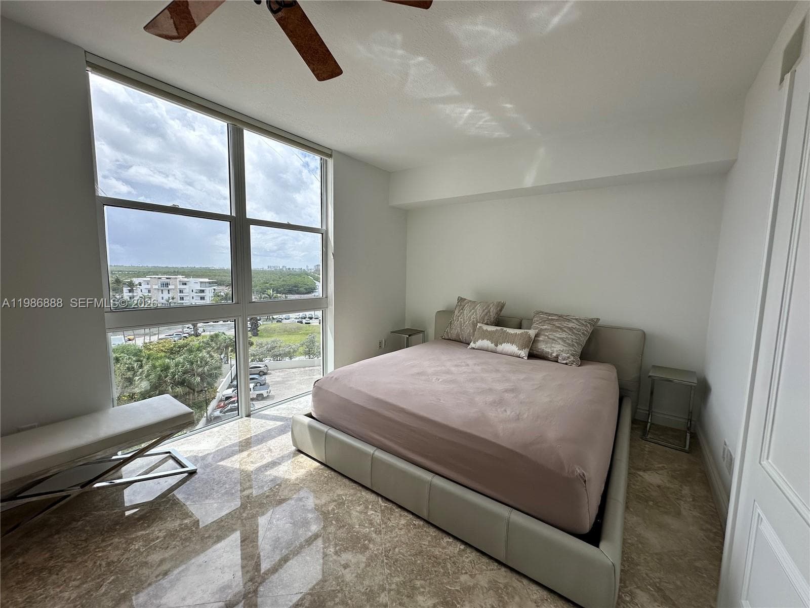 6051 N Ocean Dr # 704, Hollywood, FL 33019 photo 5