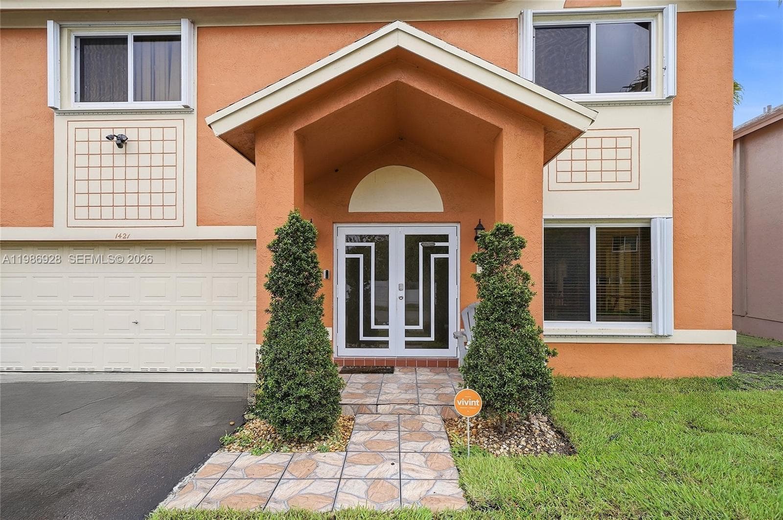 1421 SW 97th Ave, Pembroke Pines, FL 33025 photo 3