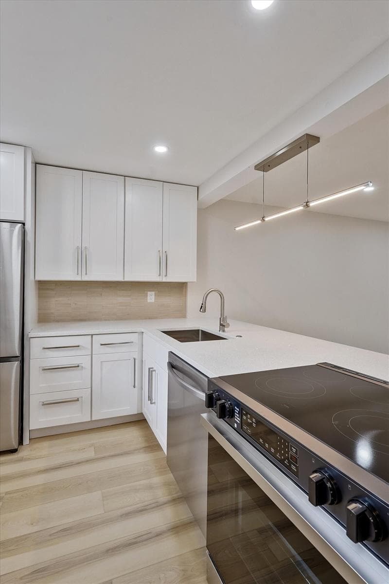 5220 Las Verdes Circle # 321, Delray Beach, FL 33484 photo 4