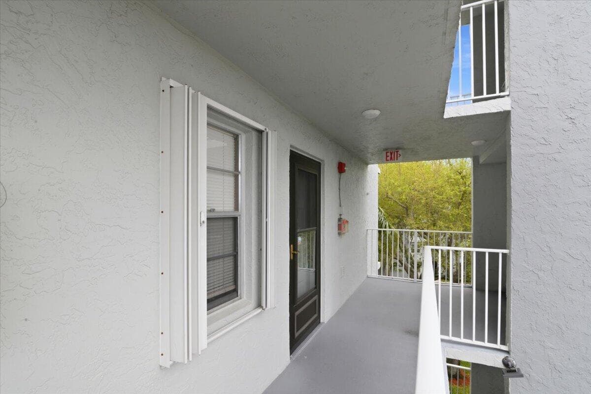2220 N Cypress Bend Drive # 410, Pompano Beach, FL 33069 photo 3