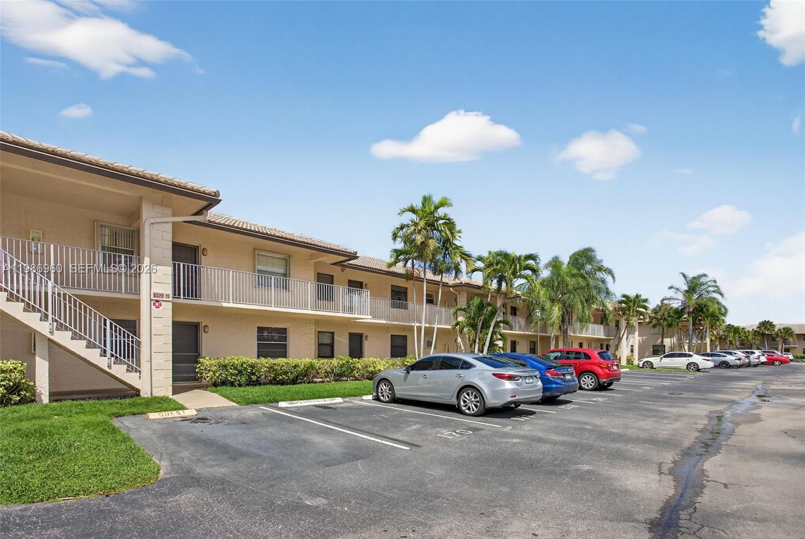 5520 Lakeside Dr # 105, Margate, FL 33063 photo 3