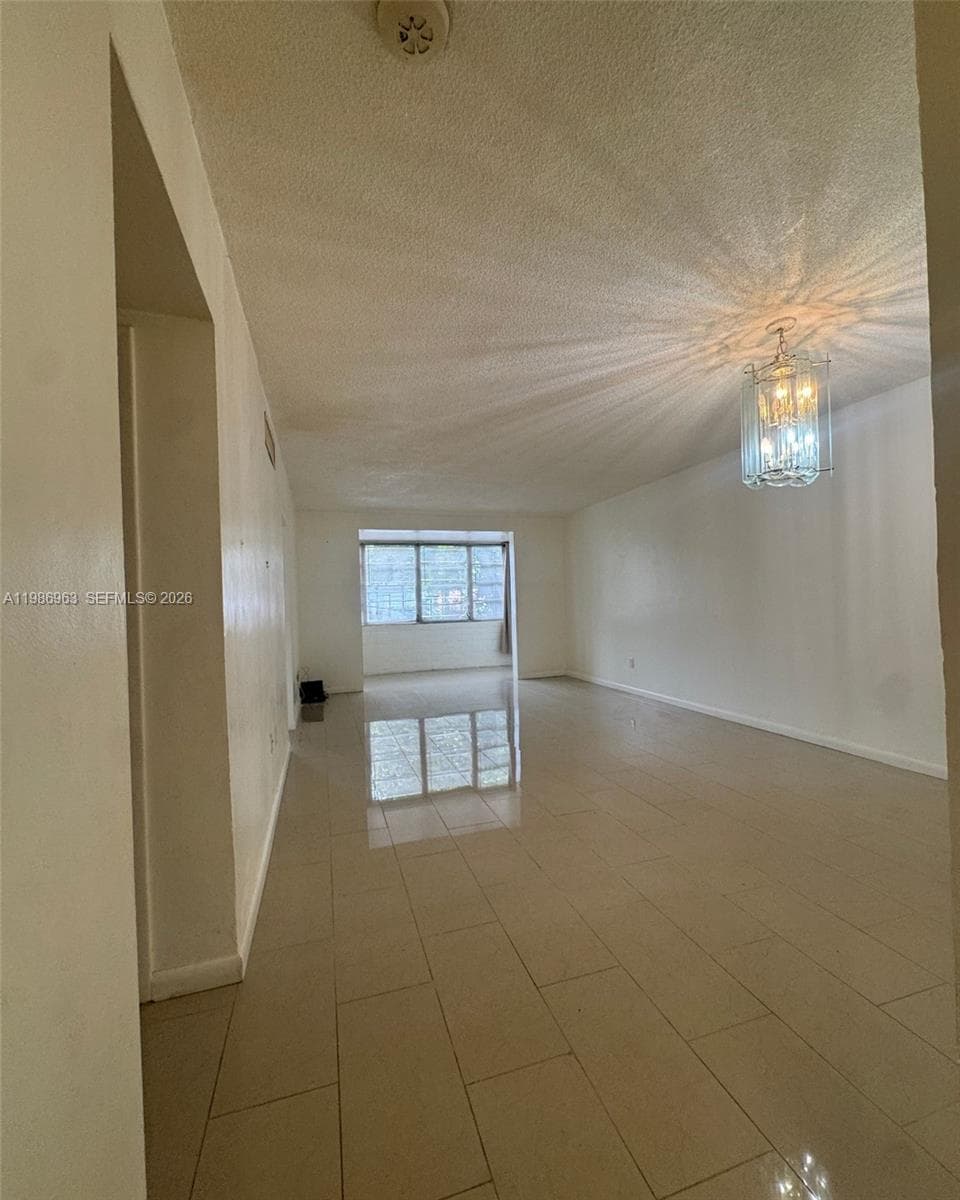 1481 NE Miami Gardens Dr # 162, Miami, FL 33179 photo 2