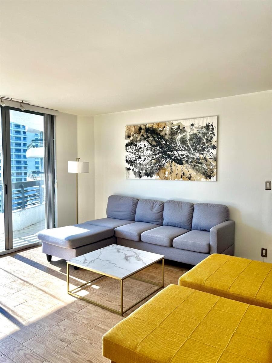 3400 NE 192nd Street # 1102, Aventura, FL 33180