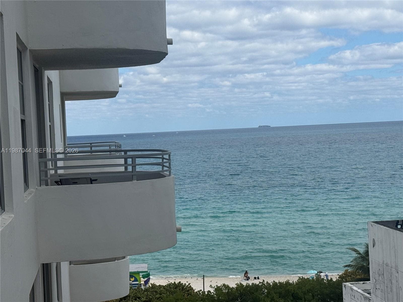 5555 Collins Ave # 8R, Miami Beach, FL 33140