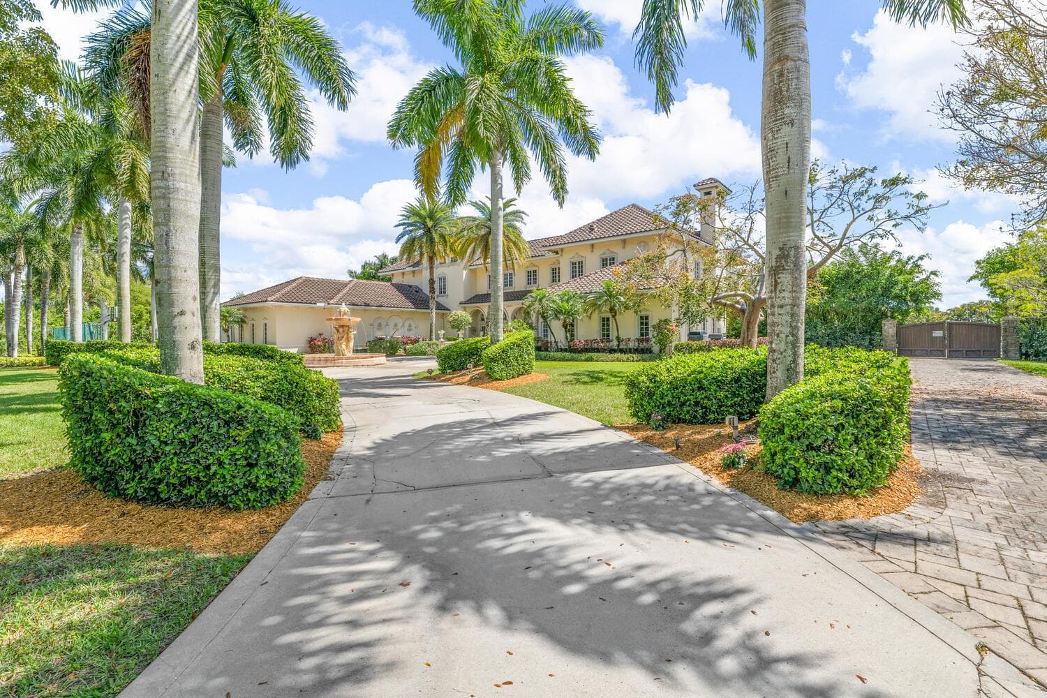 14535 Draft Horse Lane, Wellington, FL 33414 photo 5
