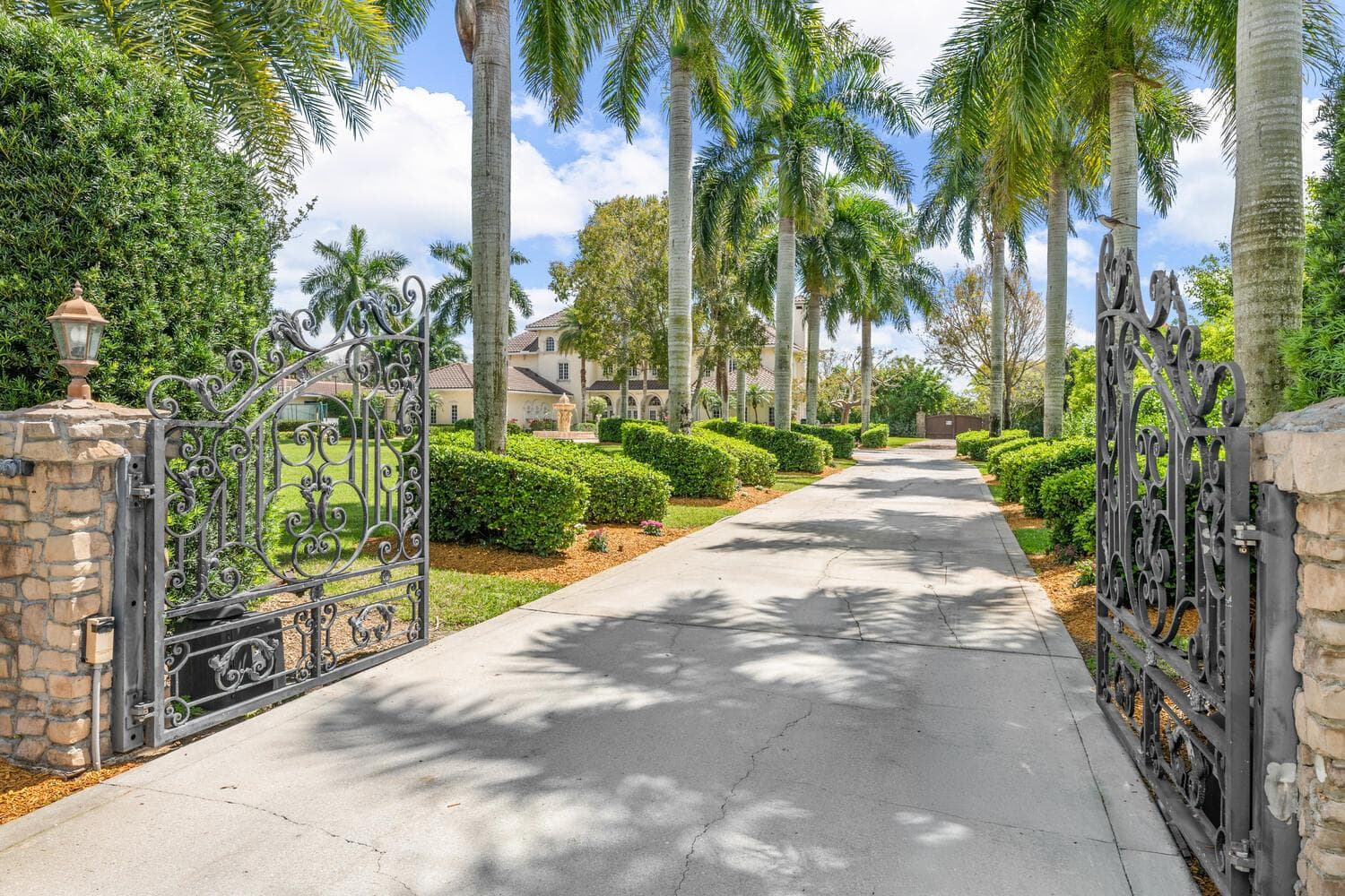 14535 Draft Horse Lane, Wellington, FL 33414 photo 4