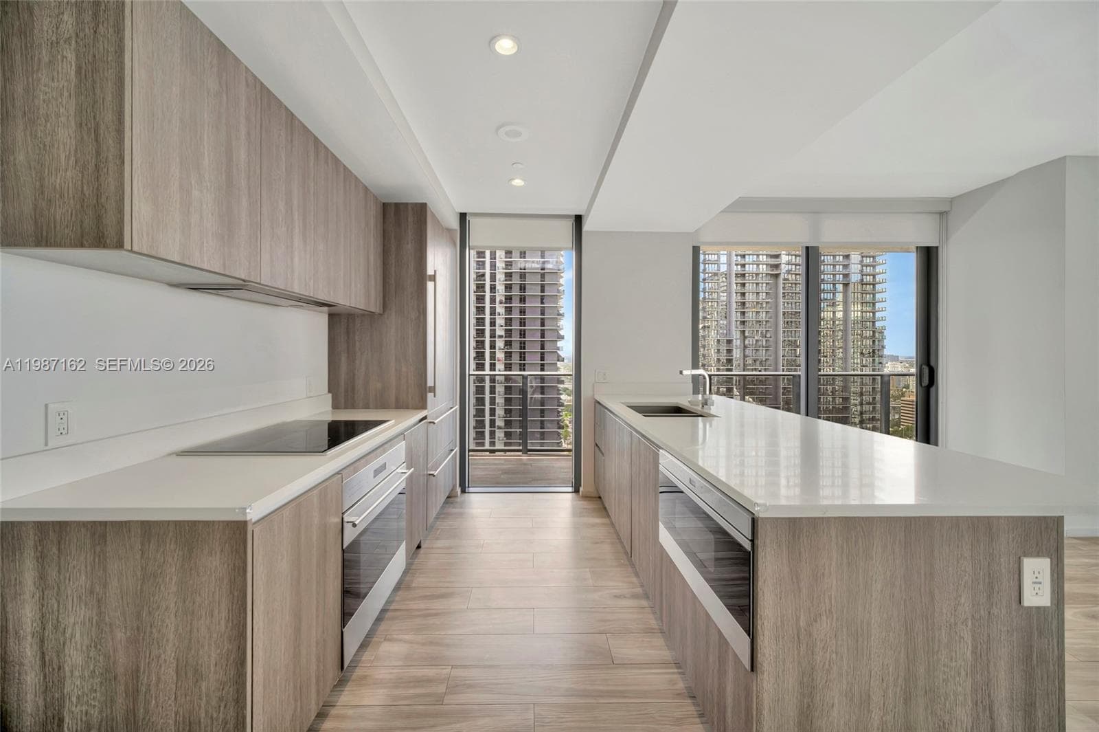 801 S Miami Ave # 2909, Miami, FL 33130 photo 2