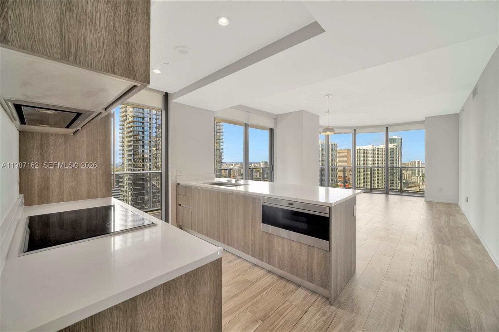 801 S Miami Ave # 2909, Miami, FL 33130 photo 3