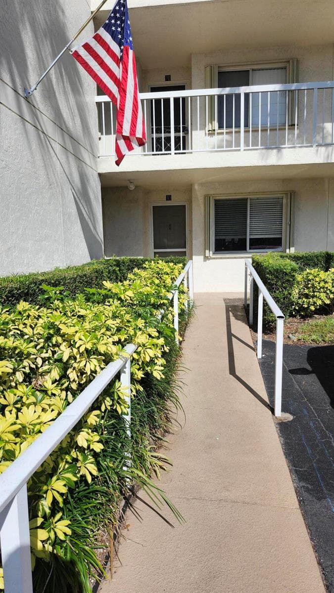 3146 Via Poinciana # 414, Lake Worth, FL 33467 photo 5