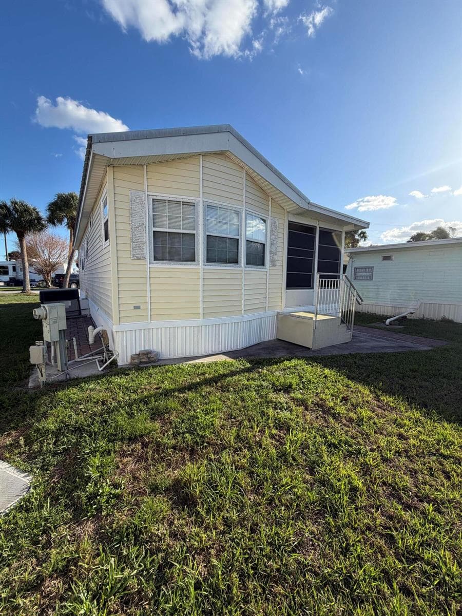 6673 SE 56th Lane, Okeechobee, FL 34974 photo 2