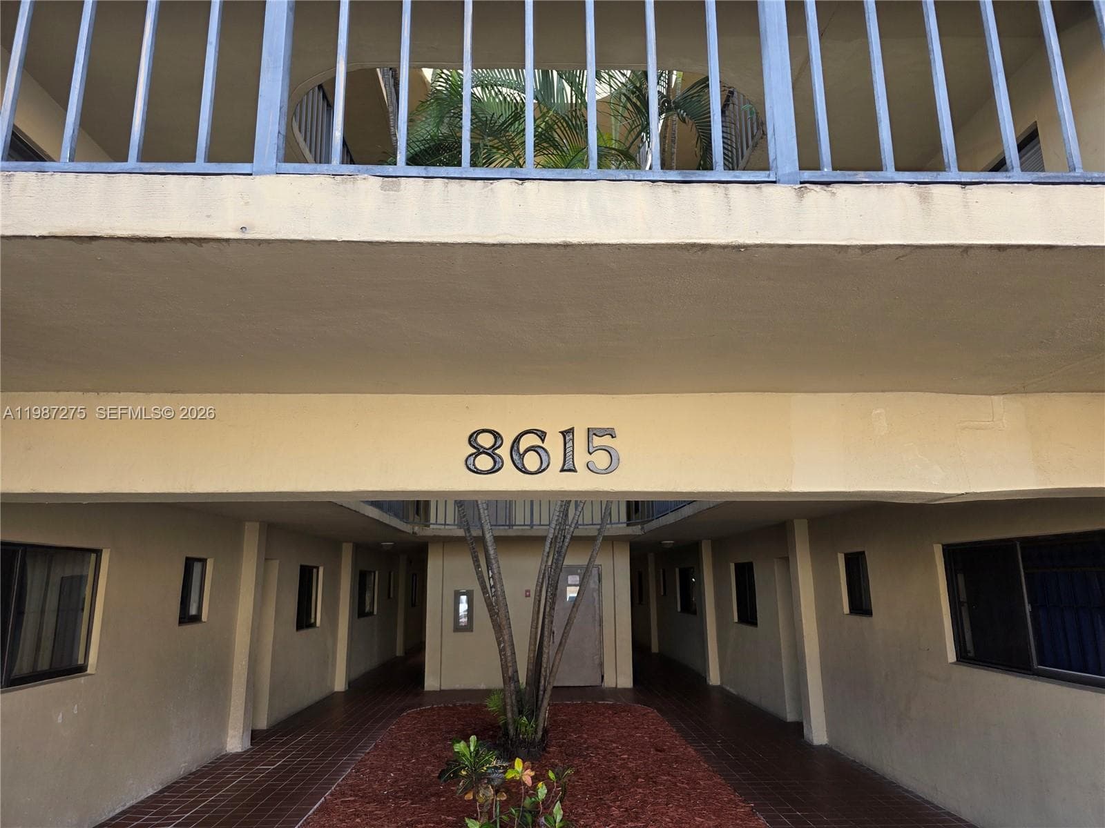 8615 NW 8th St # 319, Miami, FL 33126 photo 3