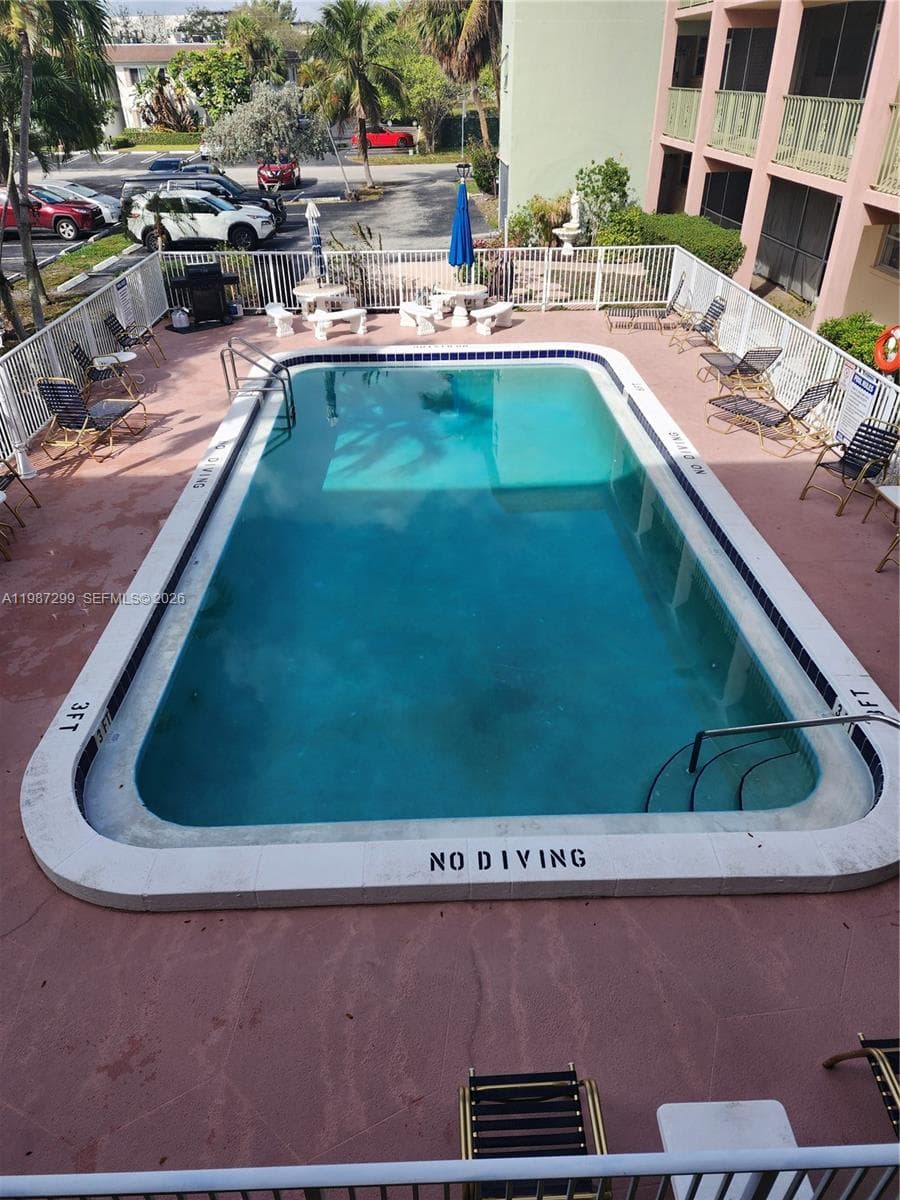 100 SE 6th Ave # 107, Pompano Beach, FL 33060
