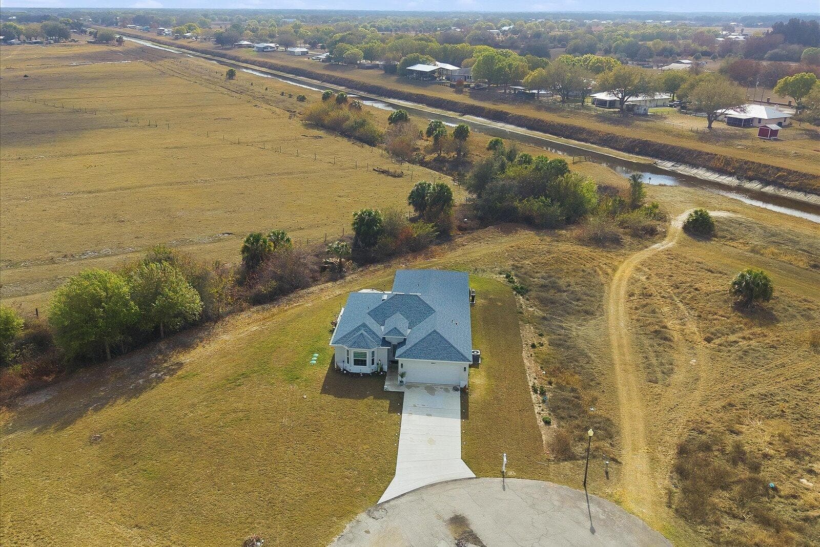 8607 SW 7th Lane, Okeechobee, FL 34974 photo 5