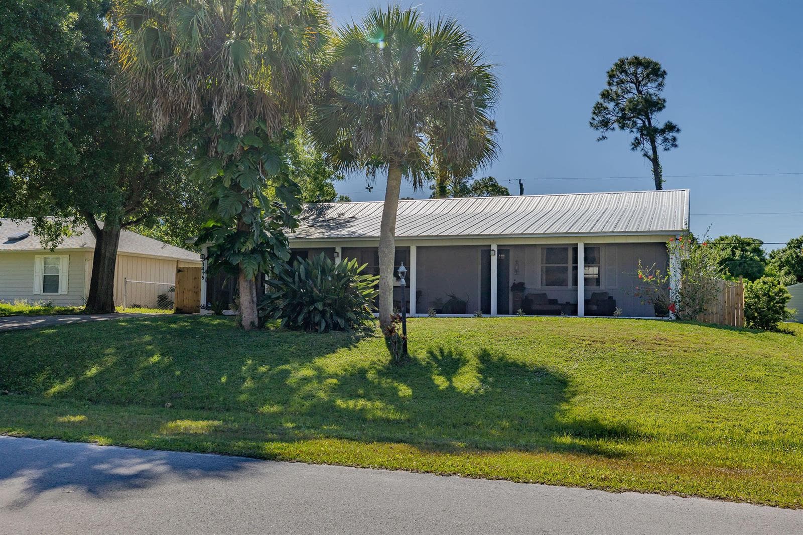 1415 SW 16th Ct Court SW, Vero Beach, FL 32962 photo 3