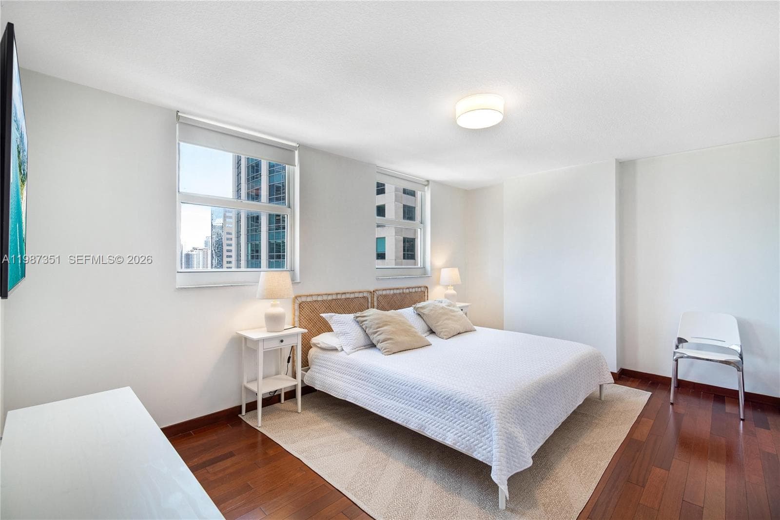 1200 Brickell Bay Dr # 2824, Miami, FL 33131 photo 3