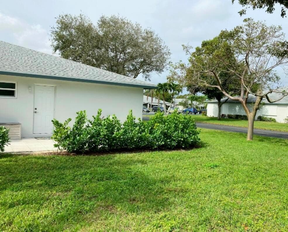 1155 S Drive Circle # A, Delray Beach, FL 33445 photo 4