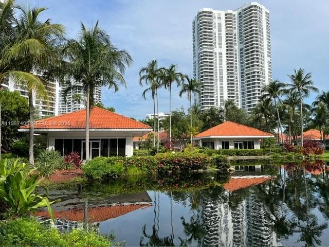 3530 Mystic Pointe Dr # 1412, Aventura, FL 33180 photo 3