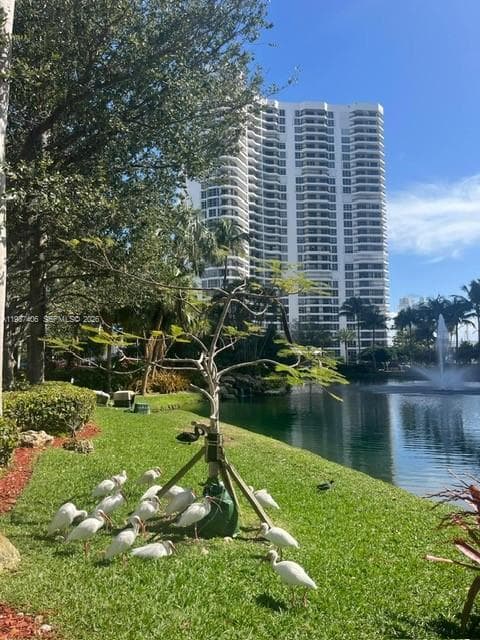 3530 Mystic Pointe Dr # 1412, Aventura, FL 33180 photo 4