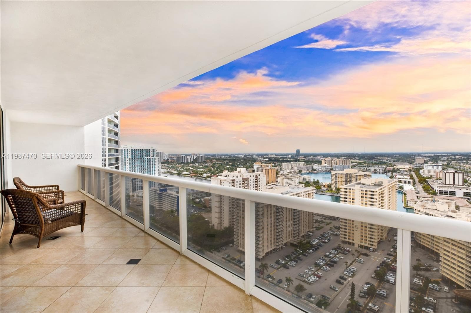 1830 S Ocean Dr # 2808, Hallandale Beach, FL 33009 photo 3