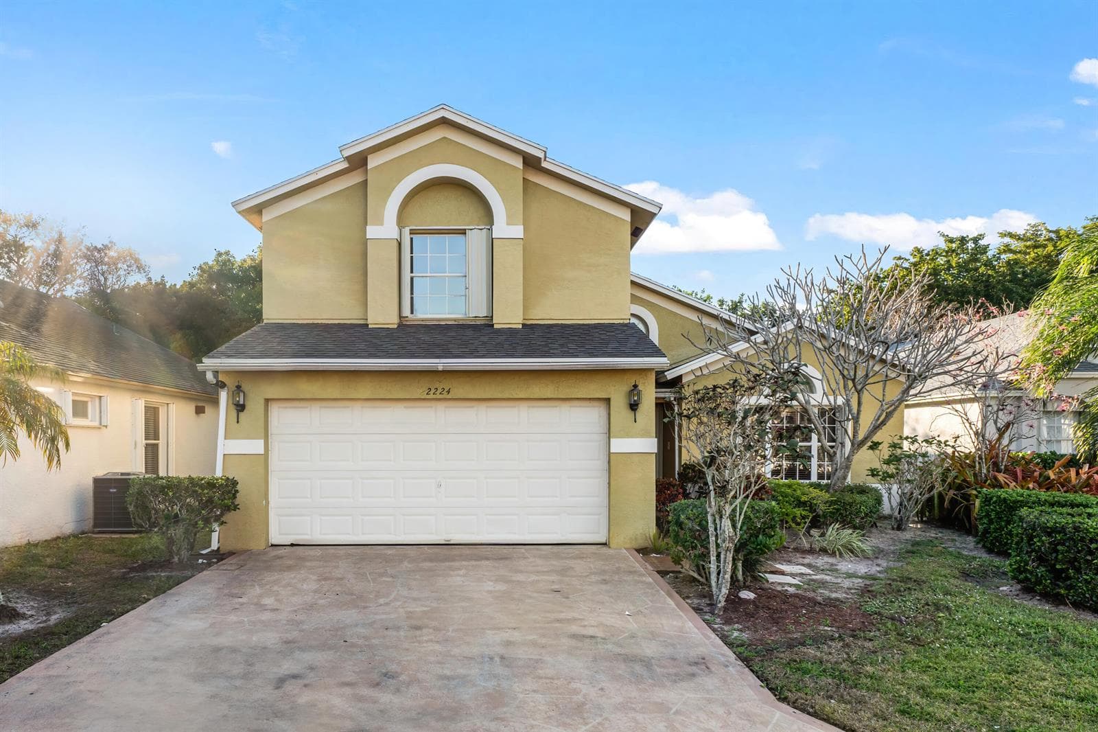 2224 Soundings Court, FL 33413 photo 2