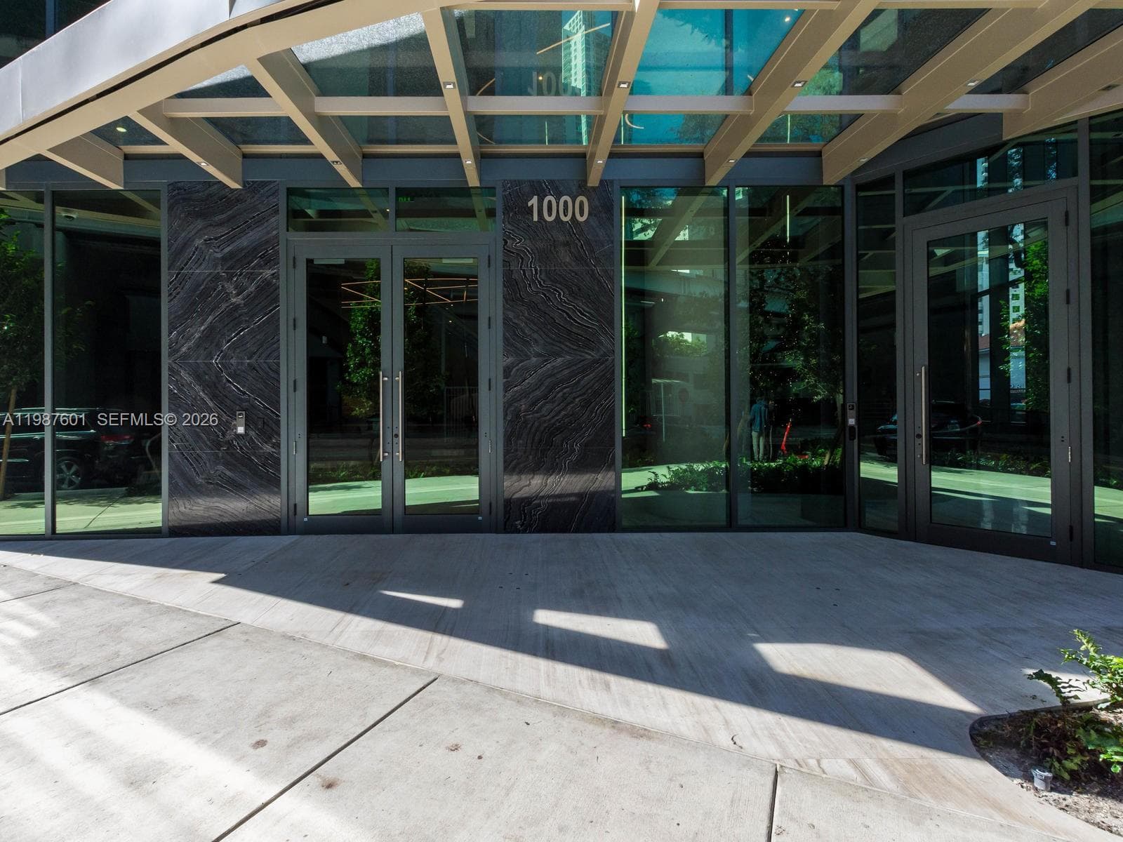 1000 Brickell Plz # 4104, Miami, FL 33131 photo 2