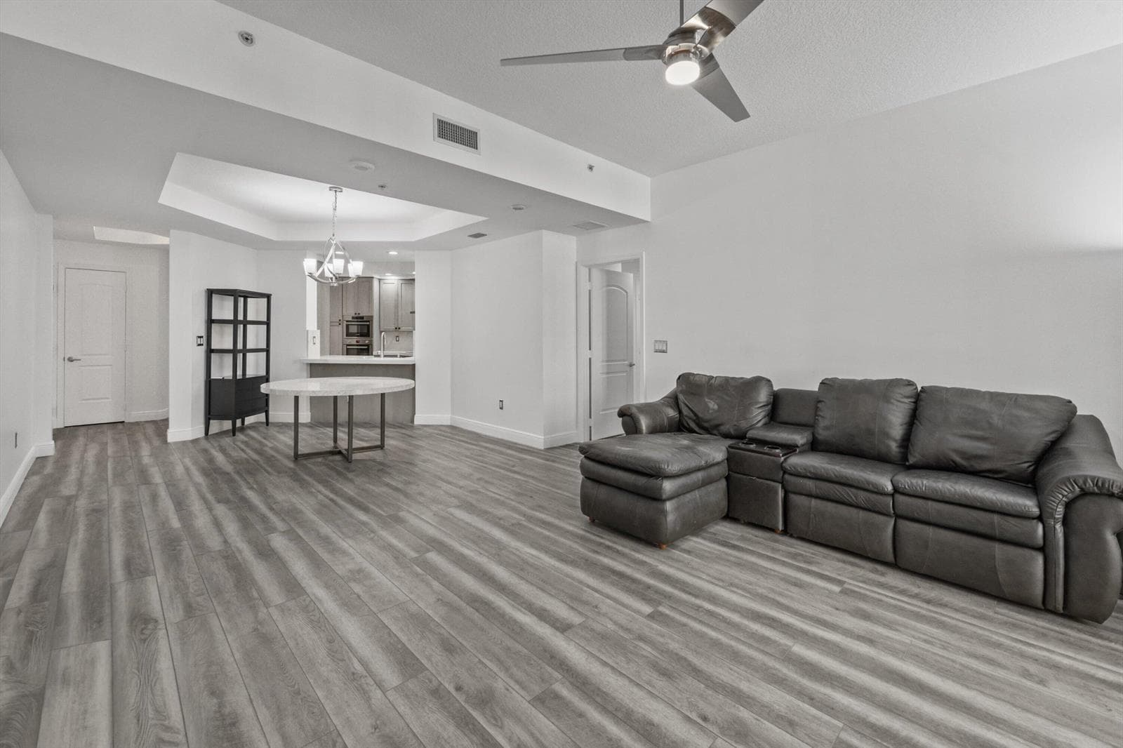 801 S Olive Avenue # 615, West Palm Beach, FL 33401 photo 2
