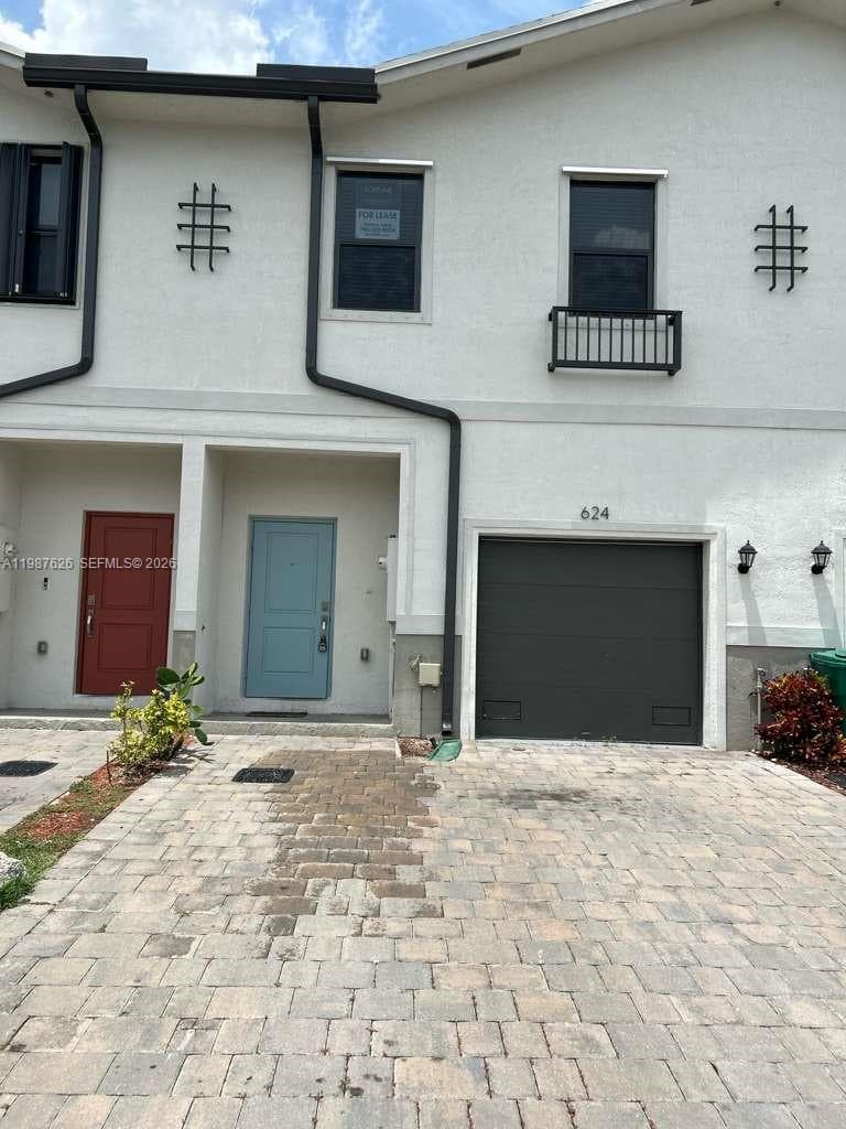 624 SW 12th St, Florida City, FL 33034