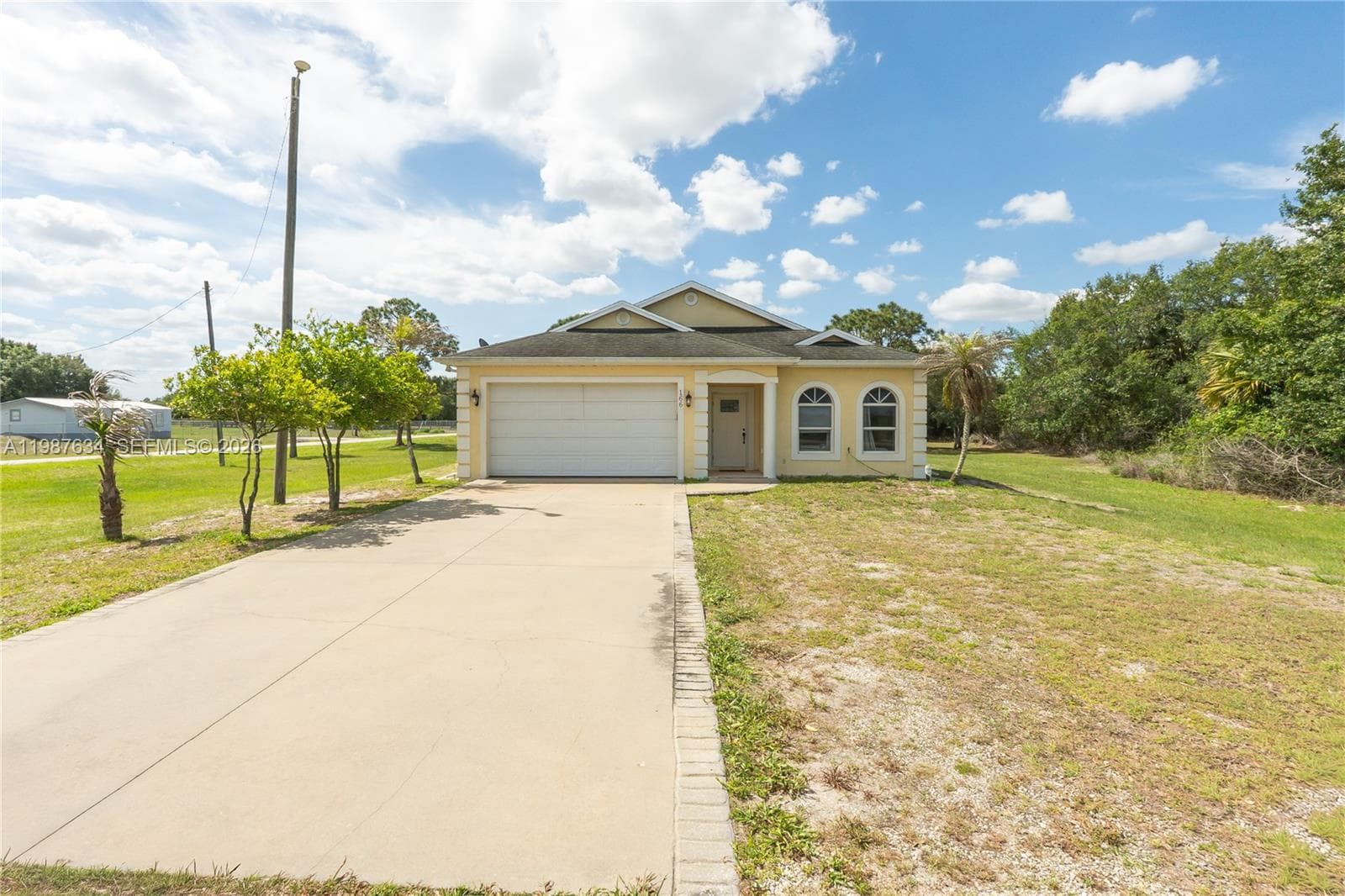 166 Pine Cone Ave, Clewiston, FL 33440 photo 3