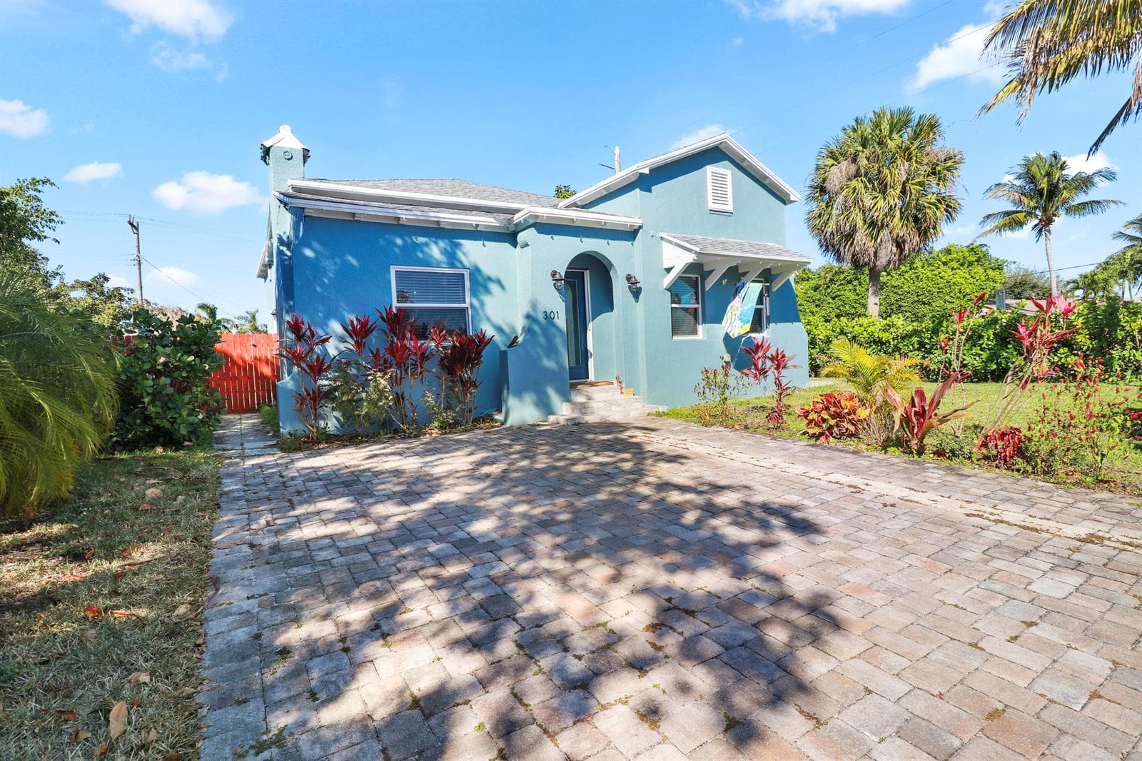 301 Hawthorne Drive, Lake Park, FL 33403 photo 3