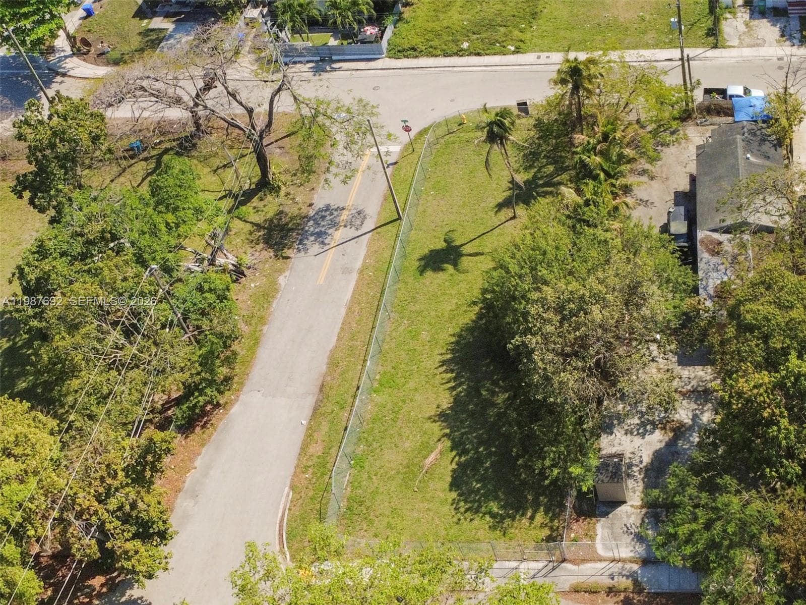 800 NW 30th St, Miami, FL 33127 photo 2