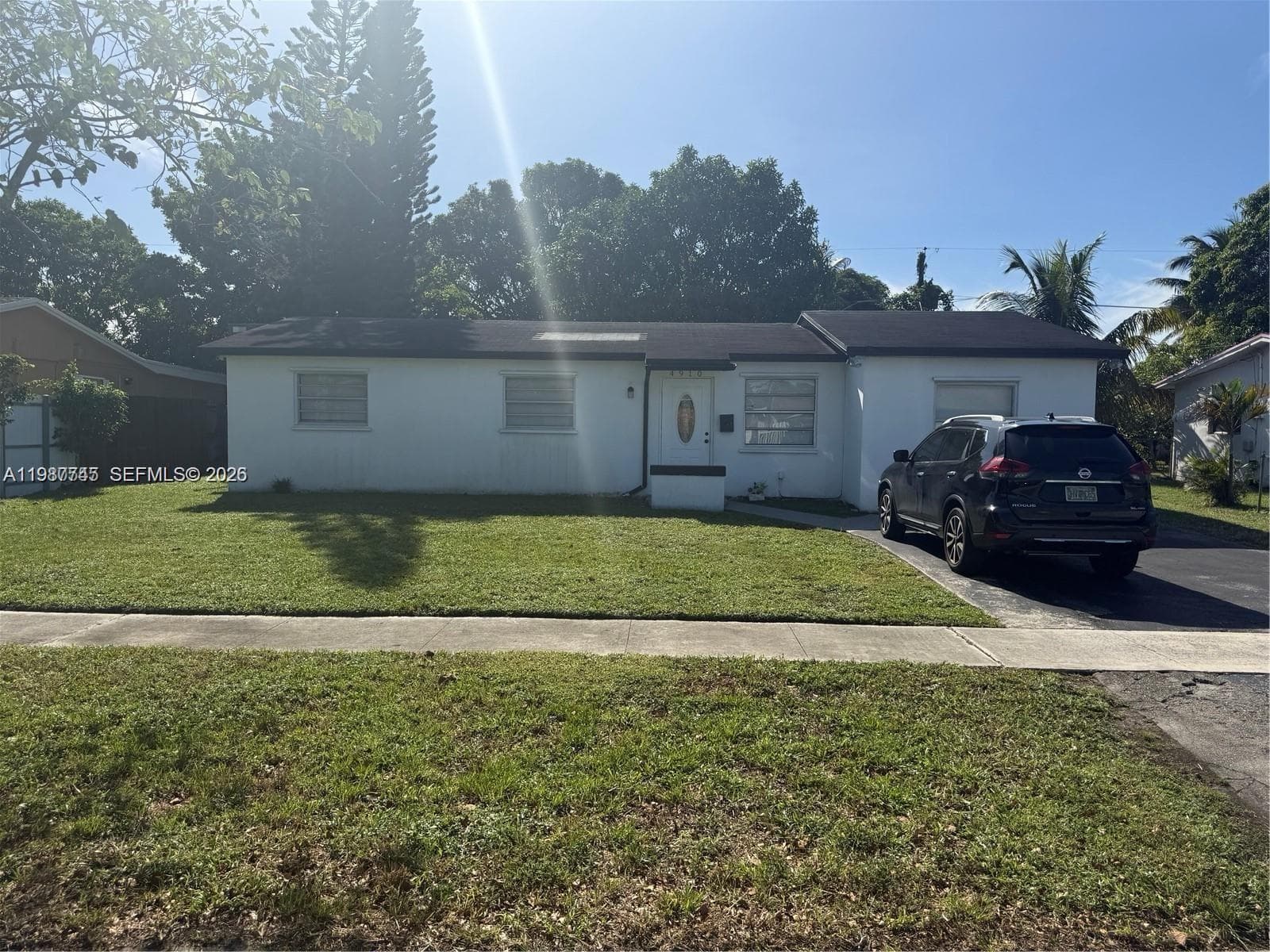 4910 NW 18th St, Lauderhill, FL 33313