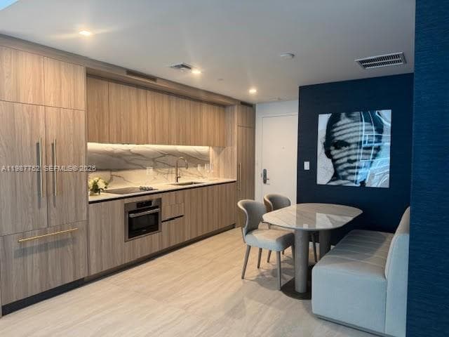 77 SE 5th St # 2708, Miami, FL 33131 photo 4