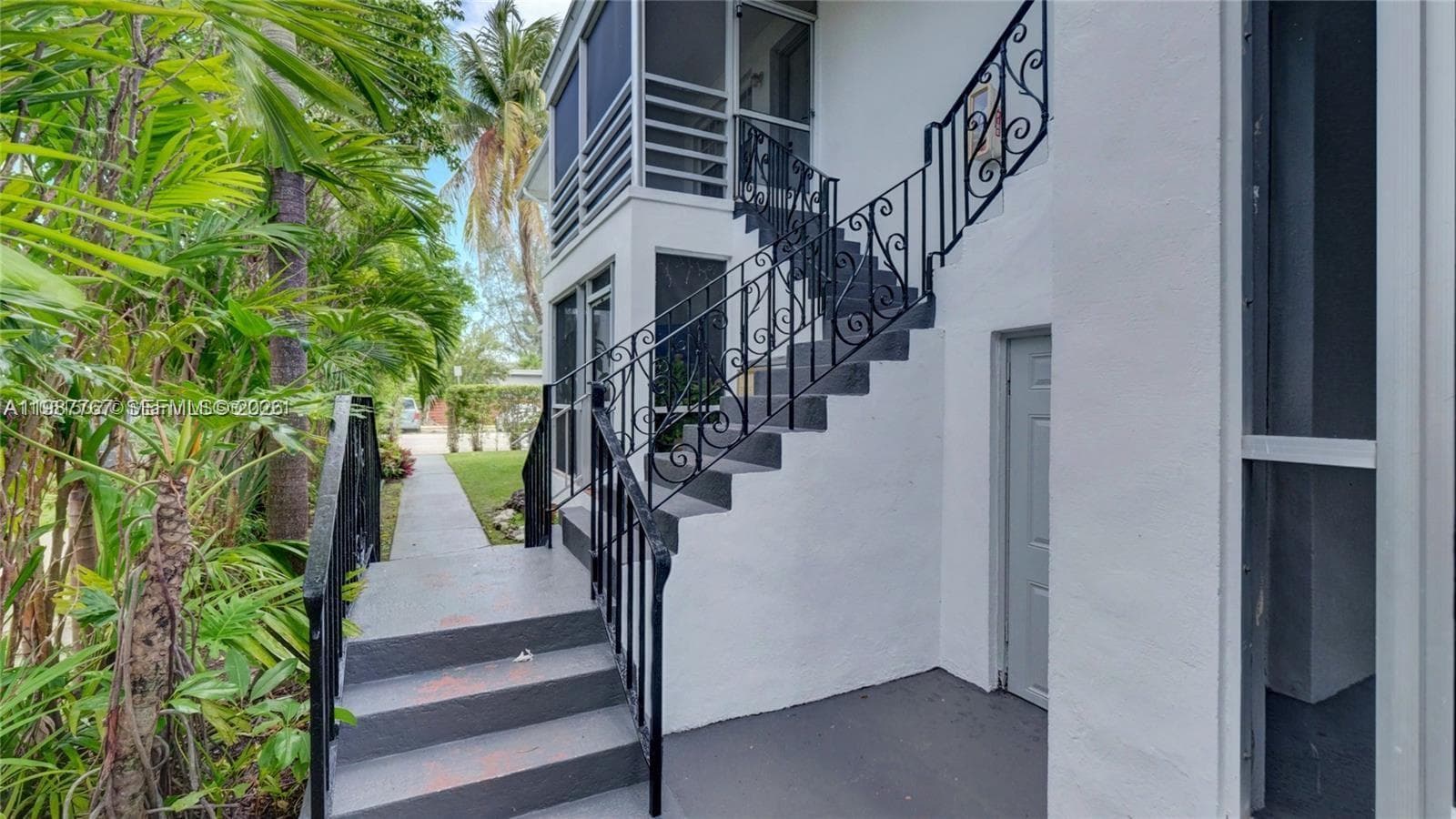 1791 Marseille Dr, Miami Beach, FL 33141 photo 5