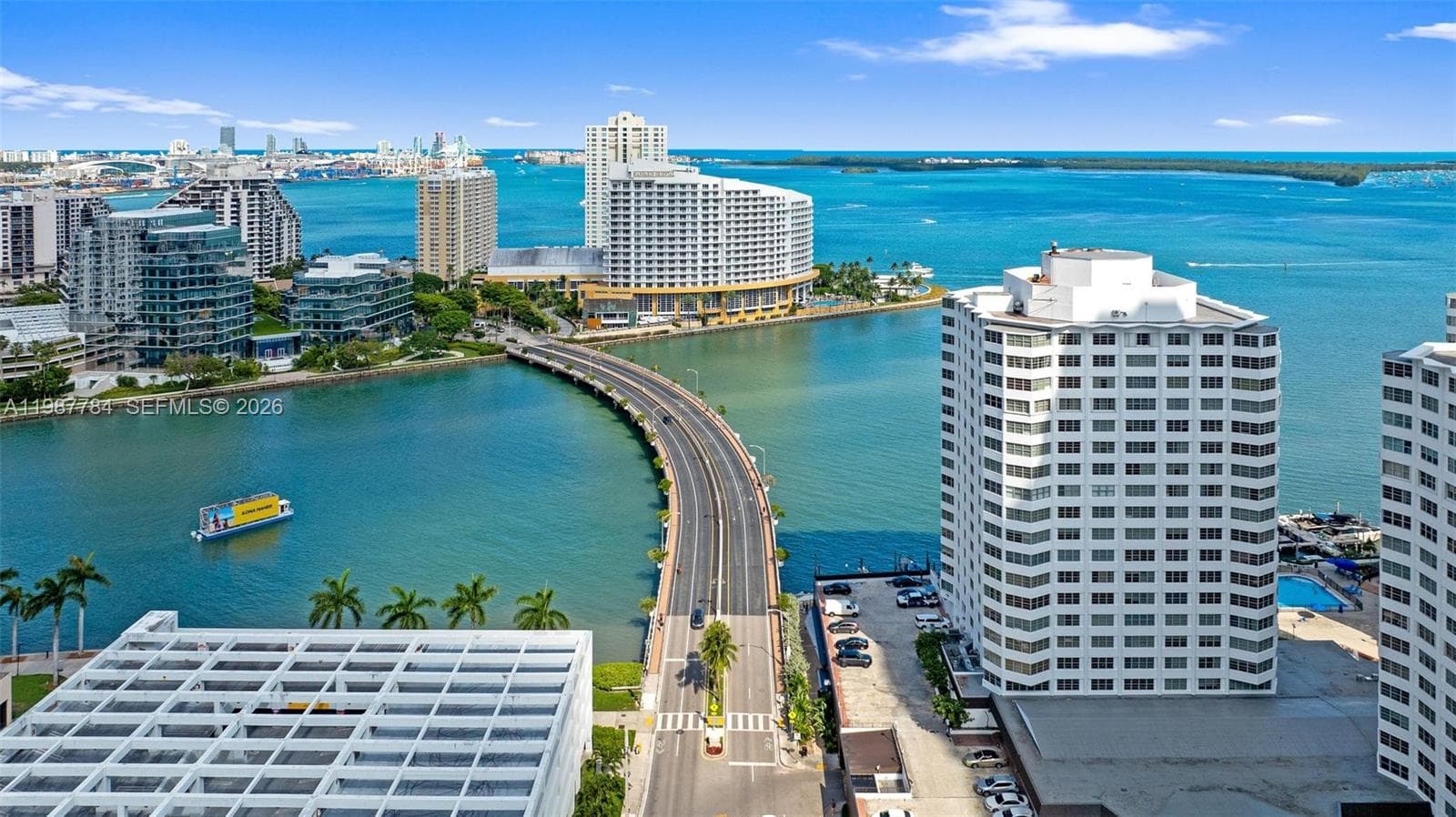 801 Brickell Bay Dr # 361, Miami, FL 33131 photo 4