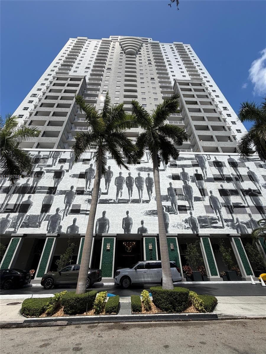 185 SE 14th Ter # 2701, Miami, FL 33131