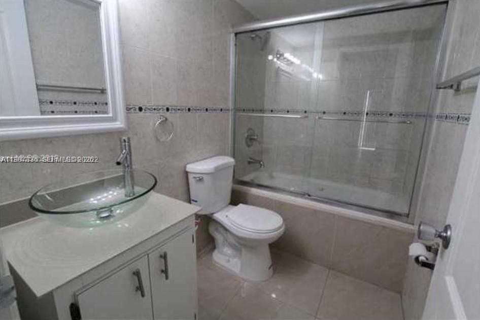 5775 W 20th Ave # 406, Hialeah, FL 33012 photo 4