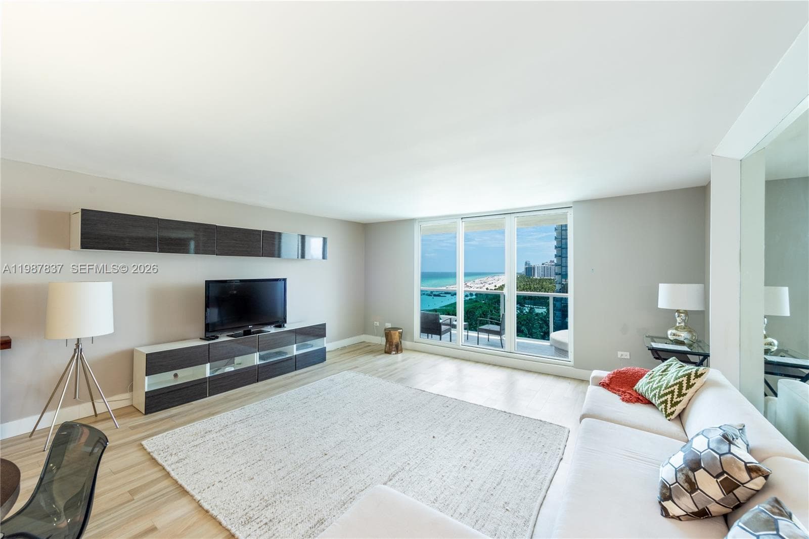 2301 Collins Ave # 1009, Miami Beach, FL 33139 photo 4